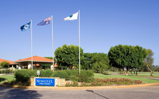 Novotel Swan Valley Vines Resort