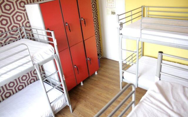 Home Backpackers Valencia by Feetup Hostels