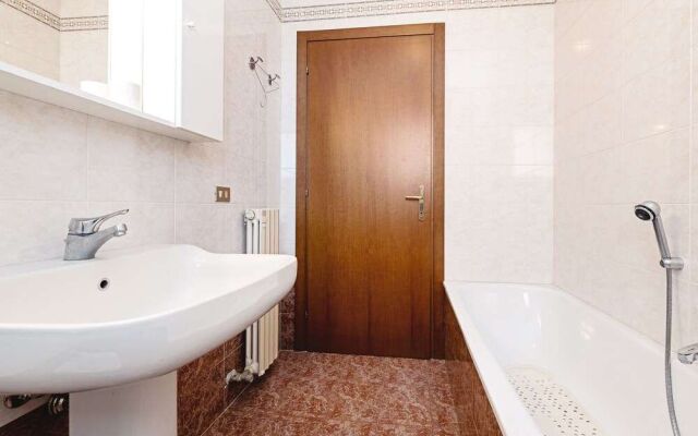 Colourful Flat Borgo Roma