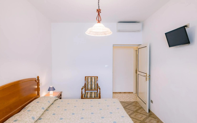 Hotel Toro