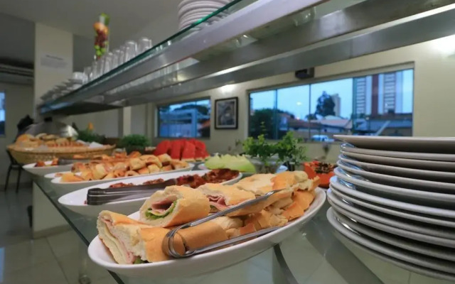 Turis Hotel