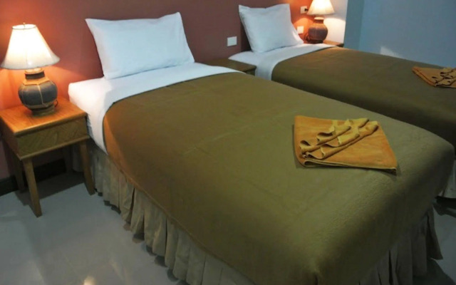 Silla Patong Hostel