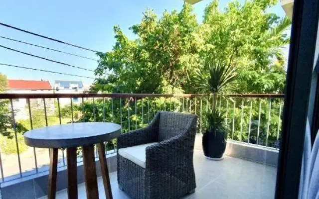 Sunrise Ocean Villa 4BR- Hoi An