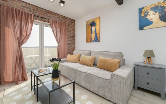 Modern Studio With Balcony by Renters