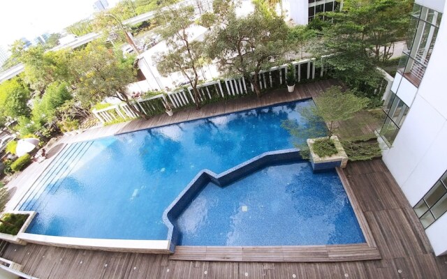Center of Jakarta Westmark Studio Apartment