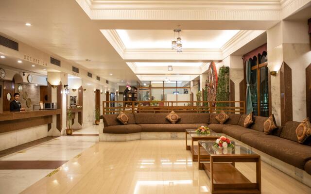 Hotel Rajmahal