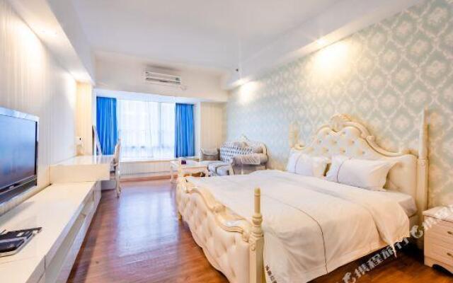 Yijia International Apartment Hotel