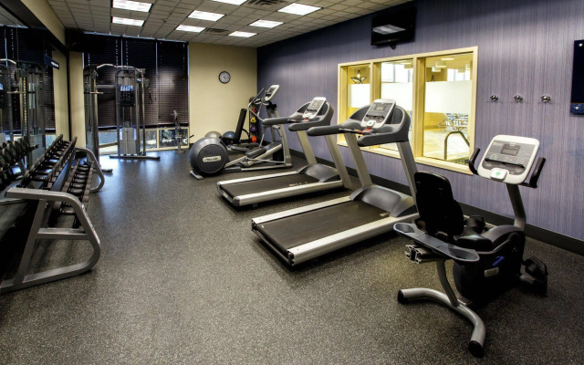 Hampton Inn & Suites Staten Island