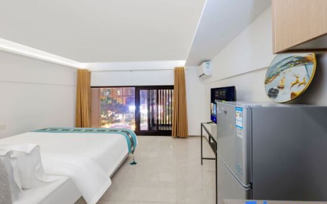 Langhui Executive Apartment (Shenzhen Nanshan Metro Station Raffles Square)