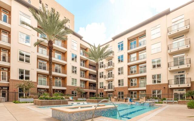 Huge Condo Great Price I Downtown Houston