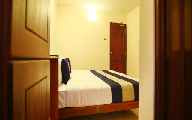OYO 4824 Hotel Star