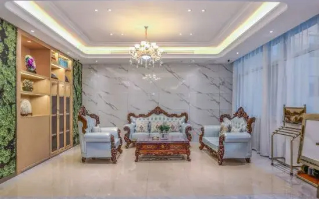 Vienna 3 Best Hotel (Linyi Junan County Tianqiao Road)