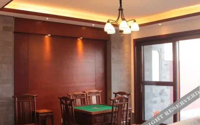 Rujia Huayi Select Hotel (Dali Yangbi County Cangshan West Road)