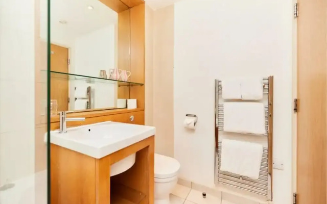 The Jasper Walk Escape - Charming 2bdr Flat With Balcony