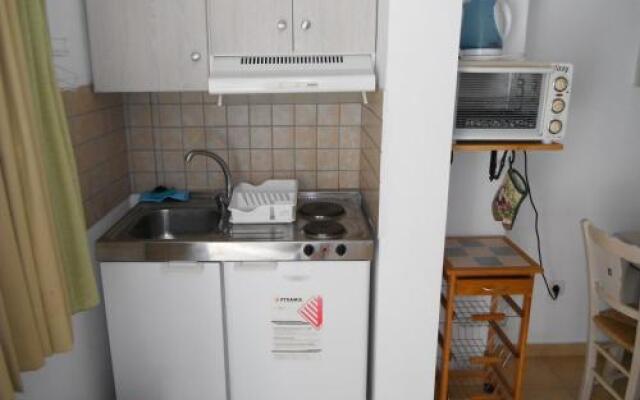 Mandorla Apartments