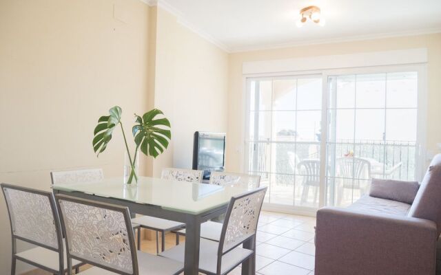 Marineu Los Almendros