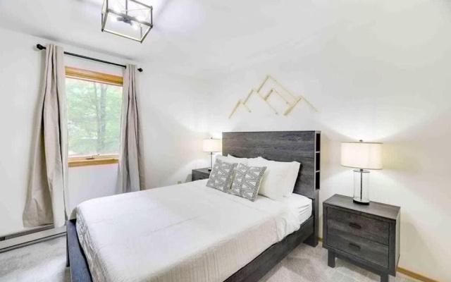 A Family Woodland Retreat