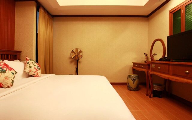 9w Boutique Studio