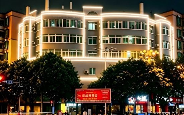 Anyi Hotel (Qingyuan Chengbei Bus Terminal Qingxin Gymnasium)