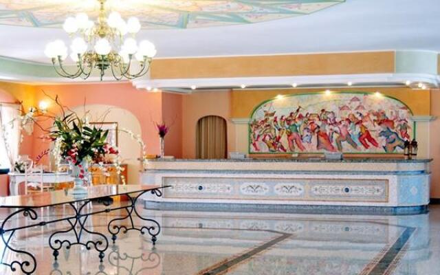 Club Hotel Marina Beach & Marina Garden