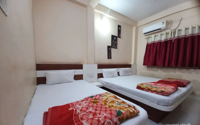 Natraj by OYO Rooms