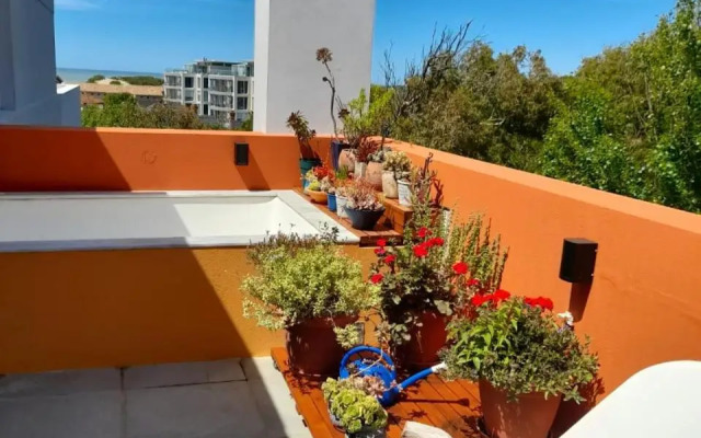 Triplex con terraza única a 50 mts del mar