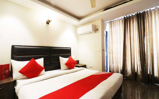 OYO 49069 A Suites
