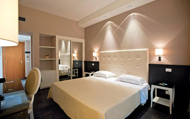 Mediterraneo Hotel & Residence