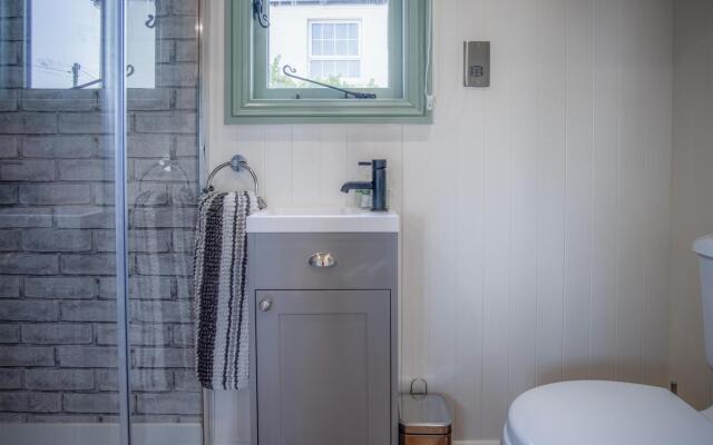 Rosemary - 1 Bedroom - Amroth