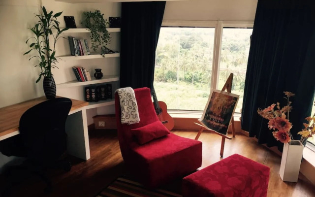 Outpost at The Green Penthouse