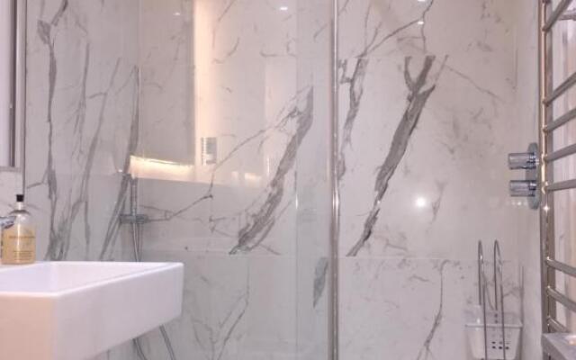 Lexham Gardens Lodge 5