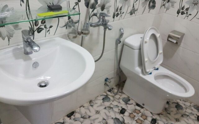 OYO 756 Love Hotel