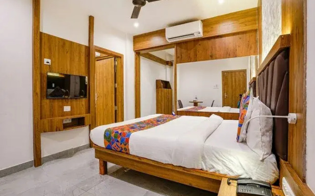 Fabhotel Grand Residency