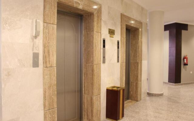 Sand Beach Suites(Families only)