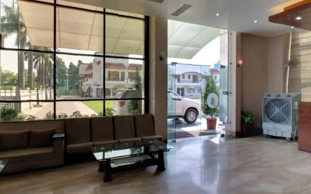 Jyoti Hotel & Restaurant