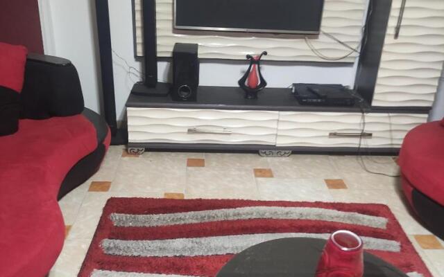 El-Madina El-Monawawwara Street off Gamal Abdel El-Nasir Rd. Asafra,