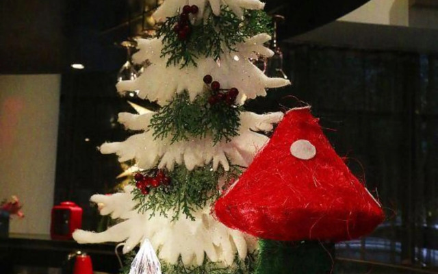 Shangri-La Golden Flower, Xian