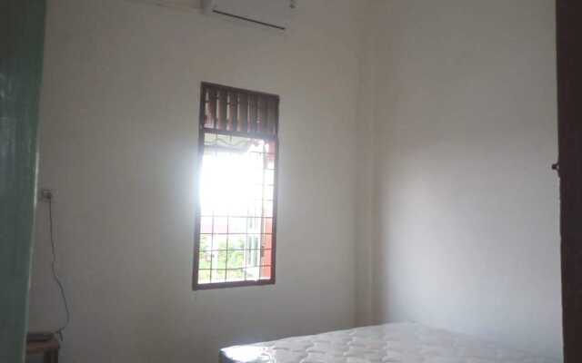 OYO Life 92779 Kost Arjuna