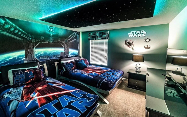 No Rear Neighbor 6BR Villa Private Pool Spa Disney