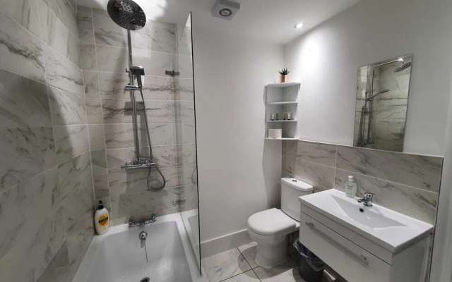 Riverdale House - 4 Bedrooms