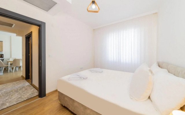 Remarkable Flat With Shared Pool in Kepez