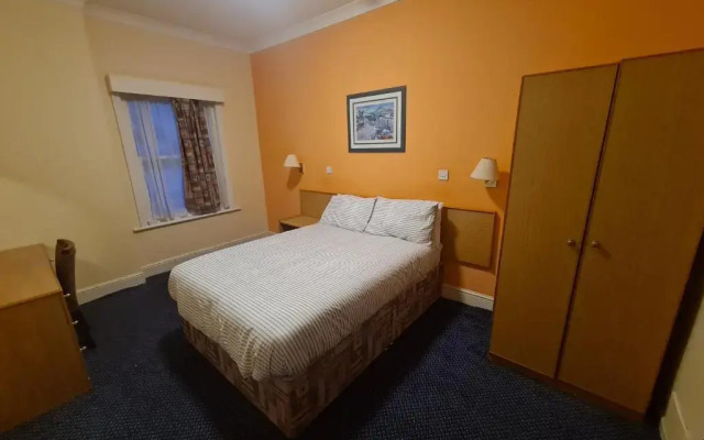 Devon Towers Hotel