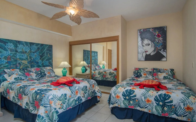 Casa Frida Massive Condo Sleeps up to 12!