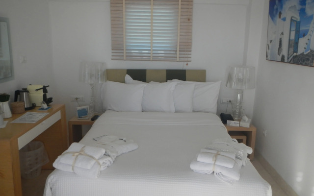 Rocabella Santorini Hotel & SPA