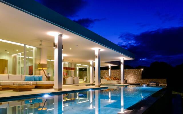 Deep Blue Villa