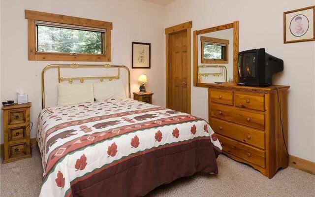 Saddle Creek Townhomes by Pioneer Ridge Management