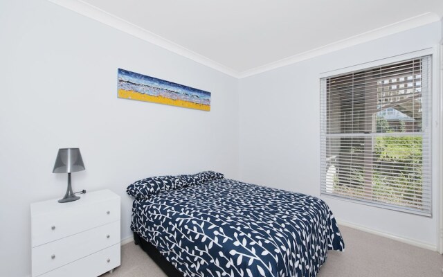 Surf Break - 10A Tuna (Downstairs)