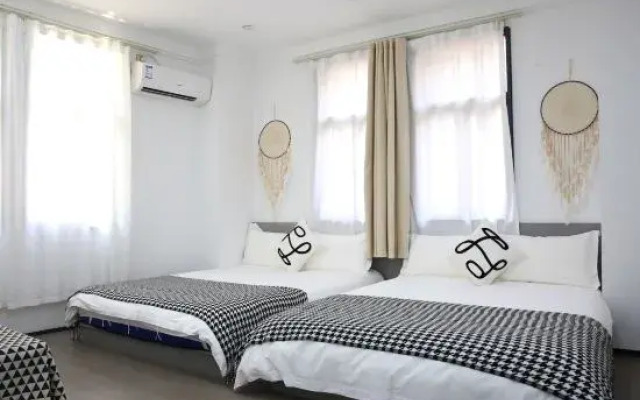 Mumujia Homestay