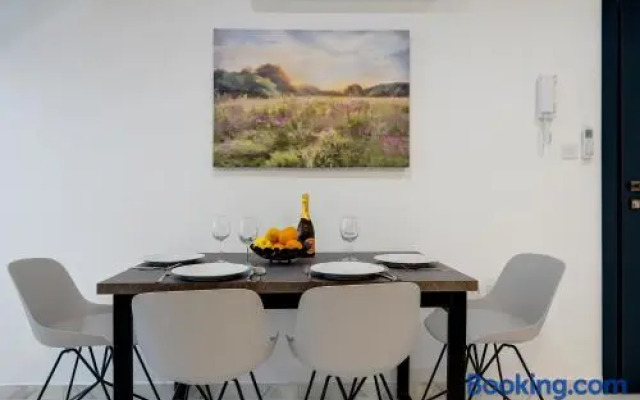 Top Location 2 Bedroom With Terrace