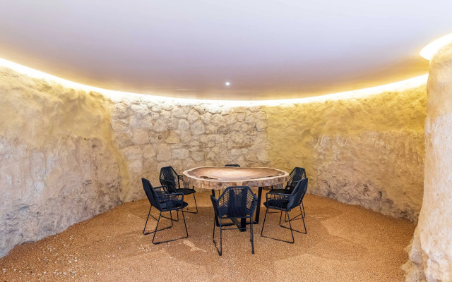 Apartment With Private Plunge Pool - Ground Floor by Sessile